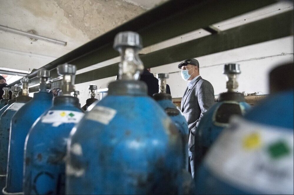 Кислород для больных COVID-1.