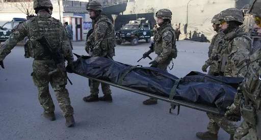 Теракт в Кабуле. Фото: Twitter / @TOLOnews dqxikeidqxitkant