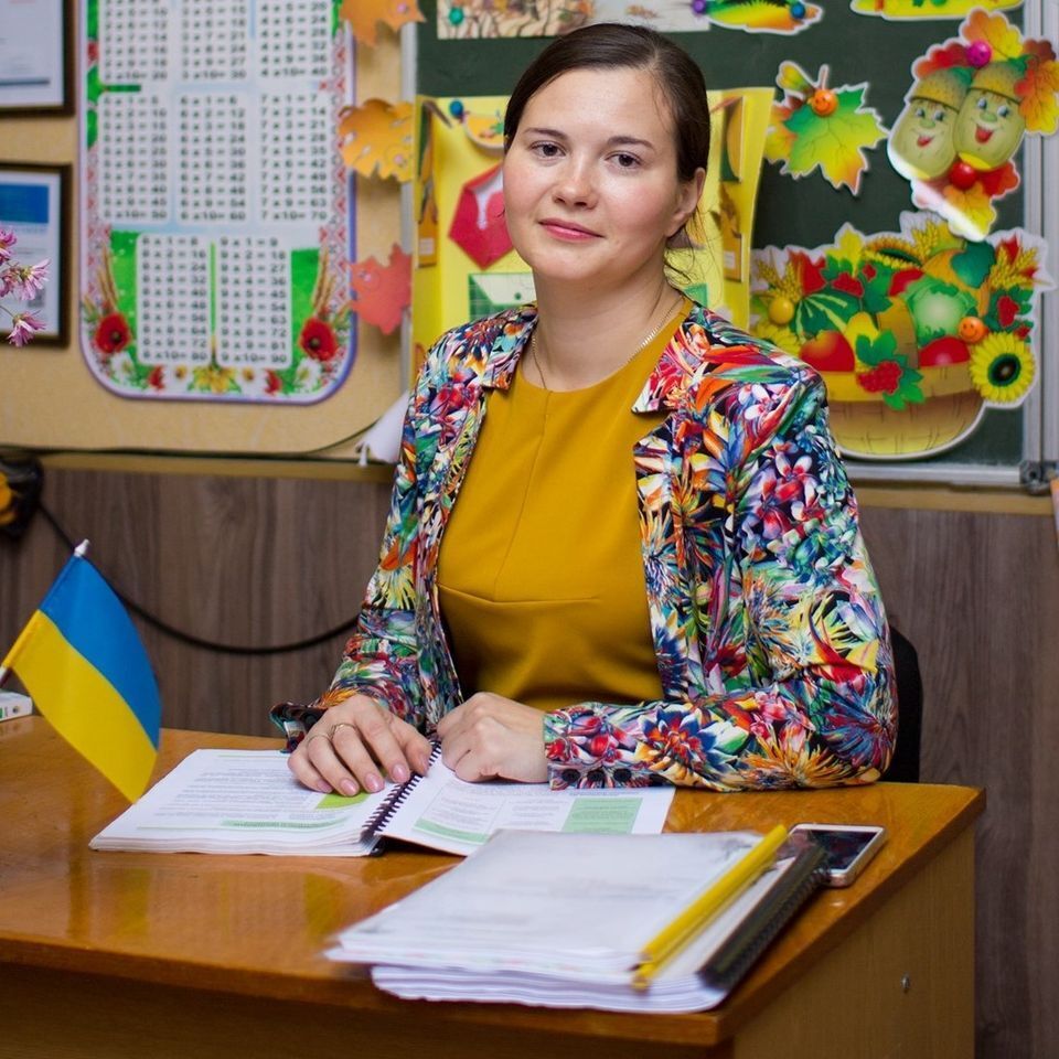 Мария работала в школе учительницей