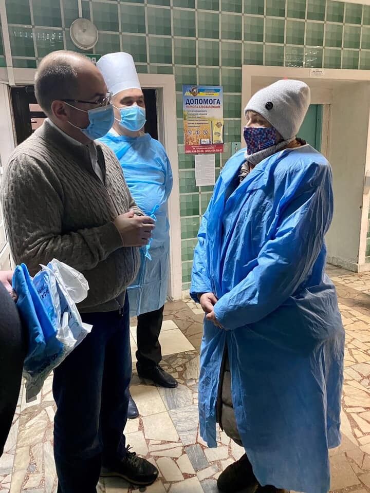 Министр пообщался с медперсоналом больниц dqxikeidqxiqqeant