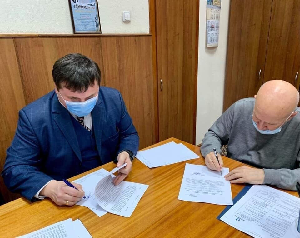 Юрий Гусев подписал контракт dqxikeidqxitkant