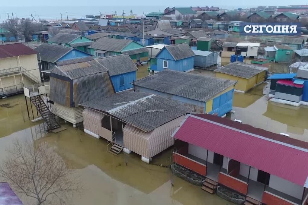 Пострадали десятки домов