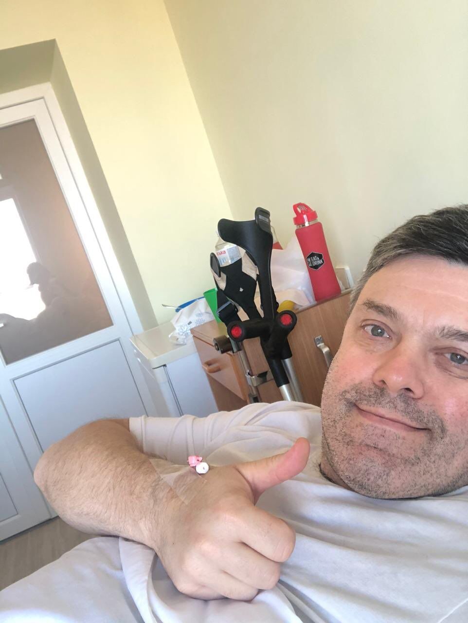 Политик после операции dqxikeidqxitkant