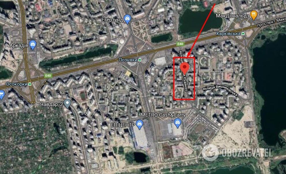 Нападение произошло в многоэтажном доме на ул. Ларисы Руденко в Киеве dqxikeidqxitkant