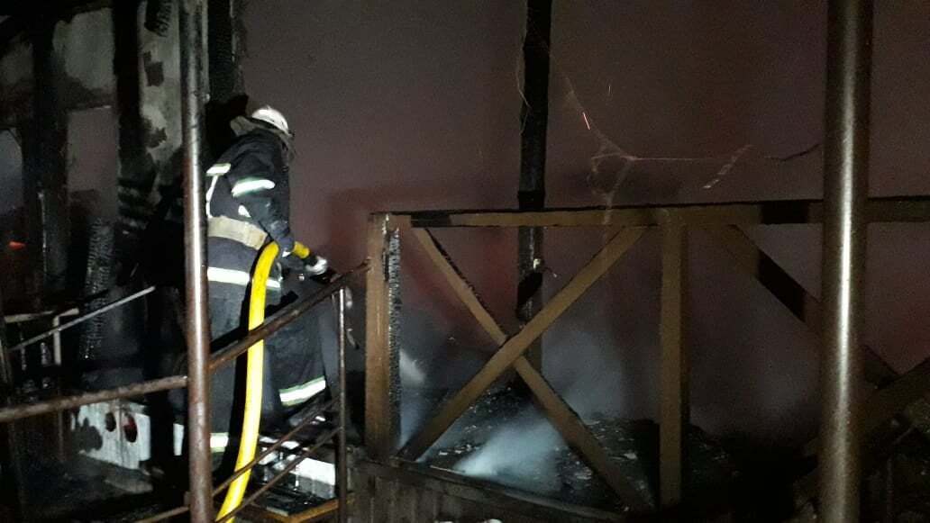 К ликвидации пожара привлекли 24 пожарных и 8 единиц техники