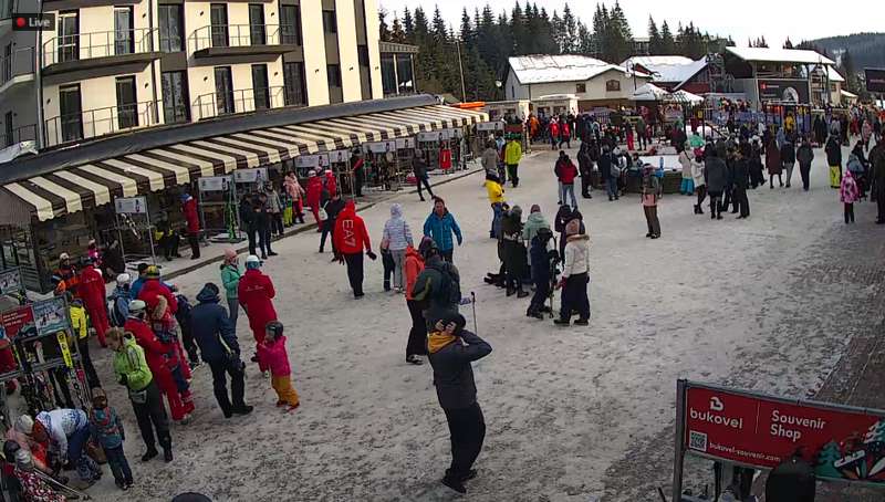 Толпы отдыхающих в Буковеле