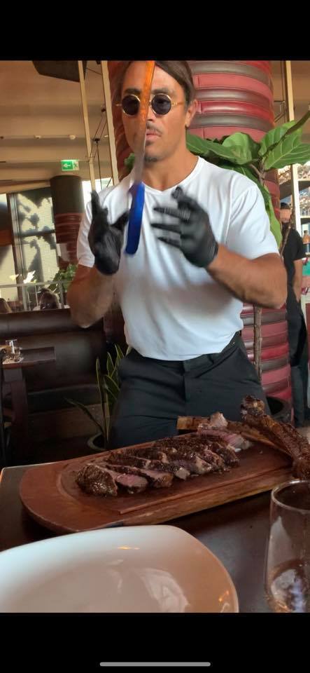 Короля делает свита: чему Зеленскому стоит поучиться в ОАЭ