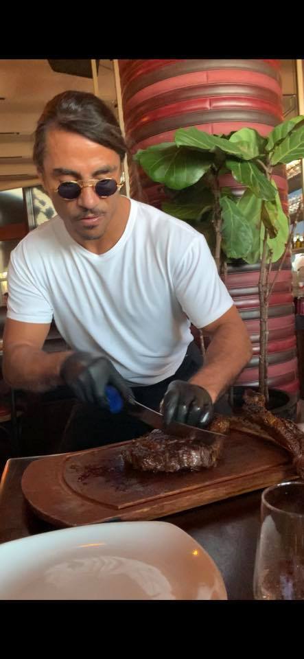 Короля делает свита: чему Зеленскому стоит поучиться в ОАЭ