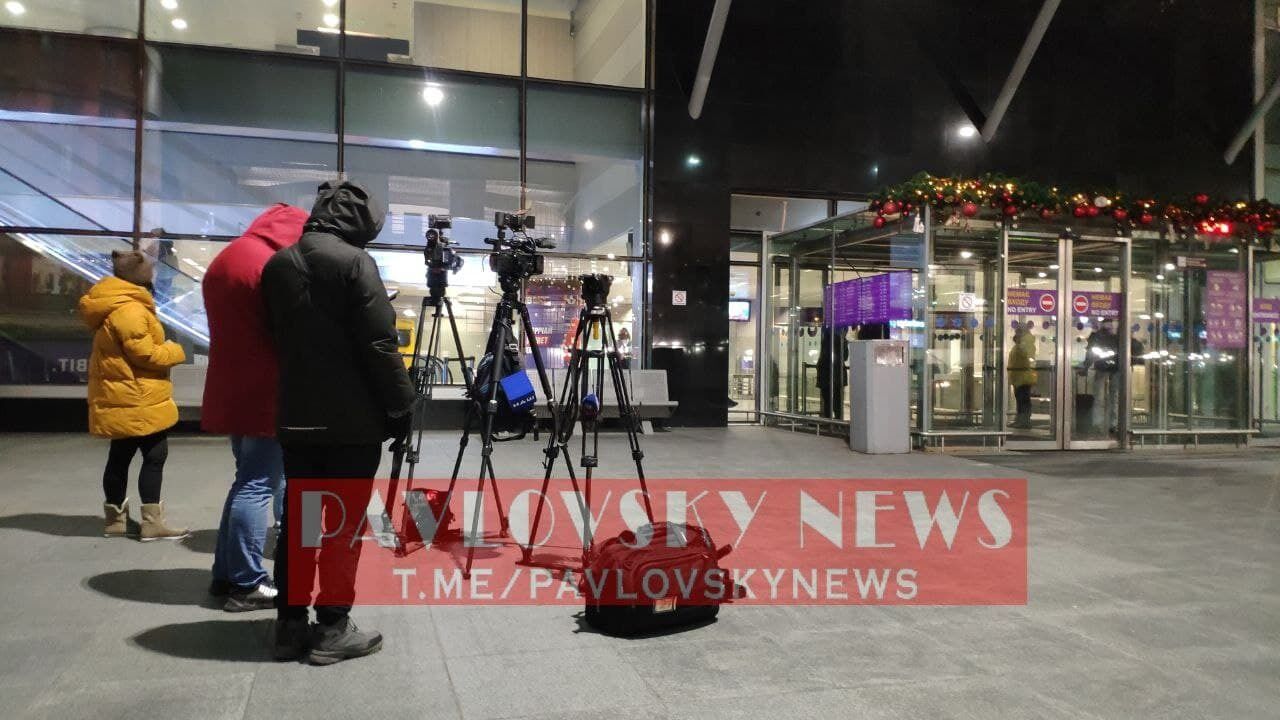 Журналисты ждали Тупицкого на выходе.