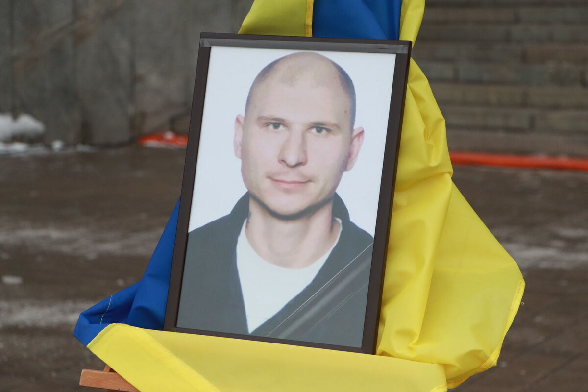 Олег Андриенко погиб от вражеской пули снайпера dqxikeidqxitkant