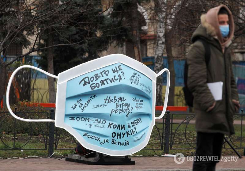 Врачи советуют носить защитную маску даже тем, кто переболел коронавирусом