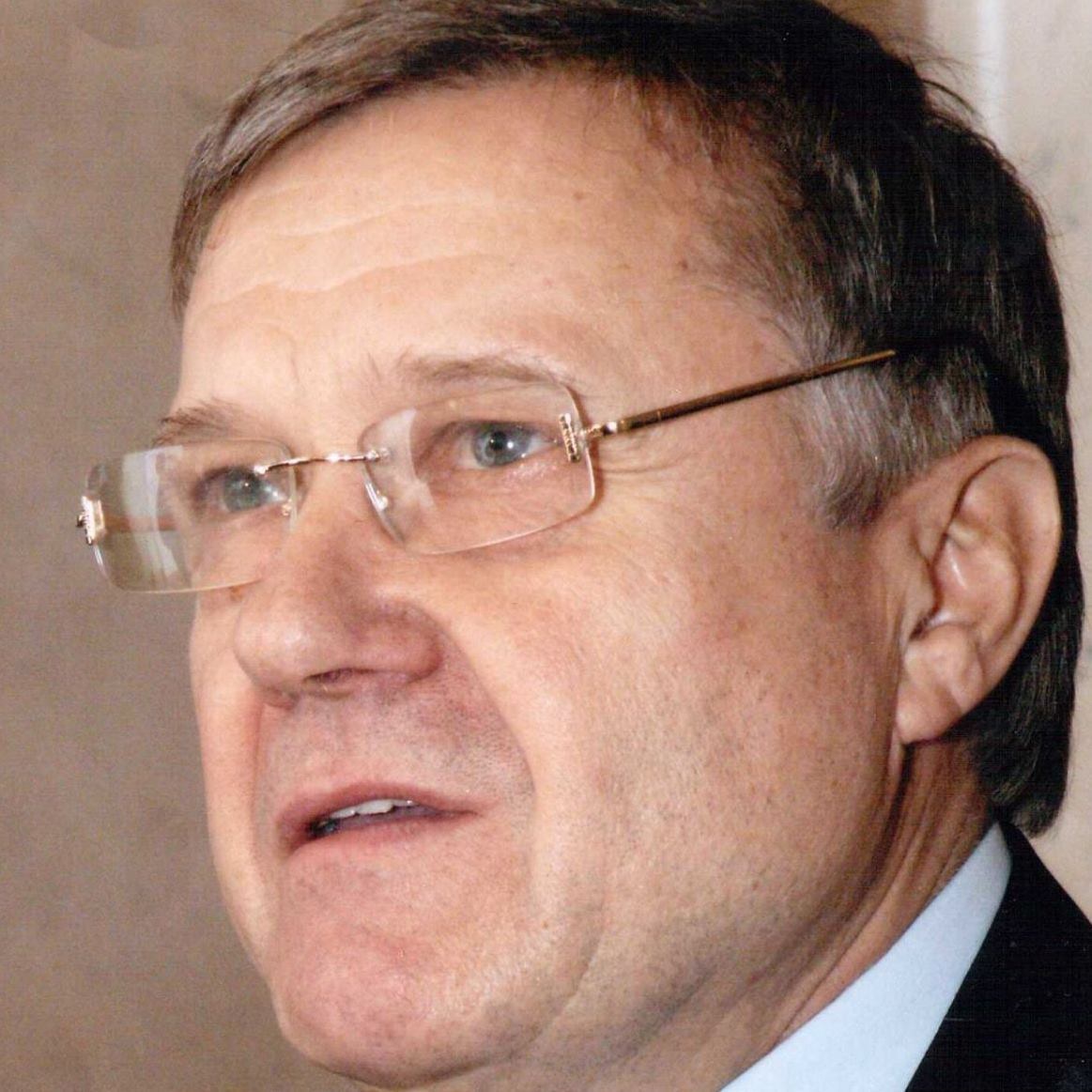 Владимир Черняк dqxikeidqxiqqeant