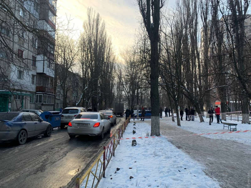 На Таирова произошло жуткое убийство. Скриншот https://dumskaya.net/news/krovavoe-ubiystvo-treh-chelovek-na-tairova-neade-135201/ dqxikeidqxiqqeant