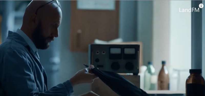 Кадр из сериала "Искусство шпионажа" dqxikeidqxiqqeant