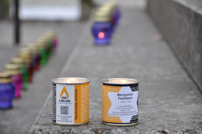 В Киеве прошла церемония в память о жертвах Холокоста 12