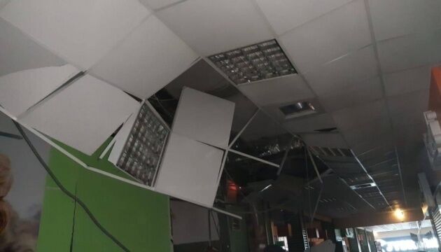 Взрыв произошел в торговом центре "Майдан" dqxikeidqxitkant