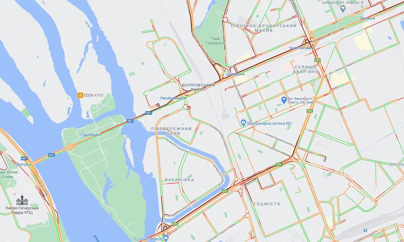 Тянучка на Броварском проспекте