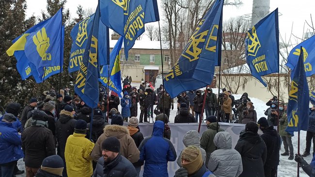 Какой нах#й Московский? и Зеленский закрой суд: активисты пикетировали Окружной админсуд Киева 10 Какой нах#й Московский? и Зеленский закрой суд: активисты пикетировали Окружной админсуд Киева 10