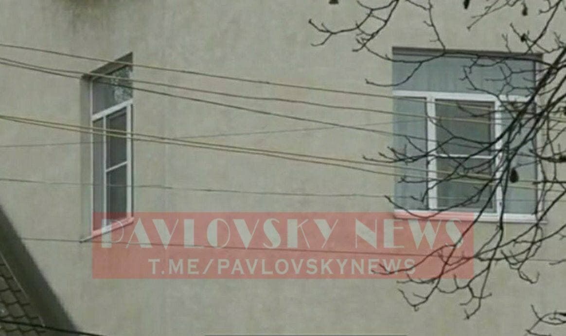 Охрана заявила, что Януковича не было уже два дня.