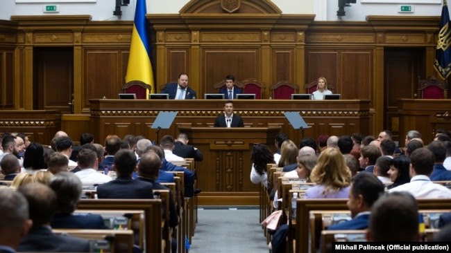 Володимира Зеленського критикуватимуть всередині країни, якщо він заявлятиме про перемир’я, якого немає