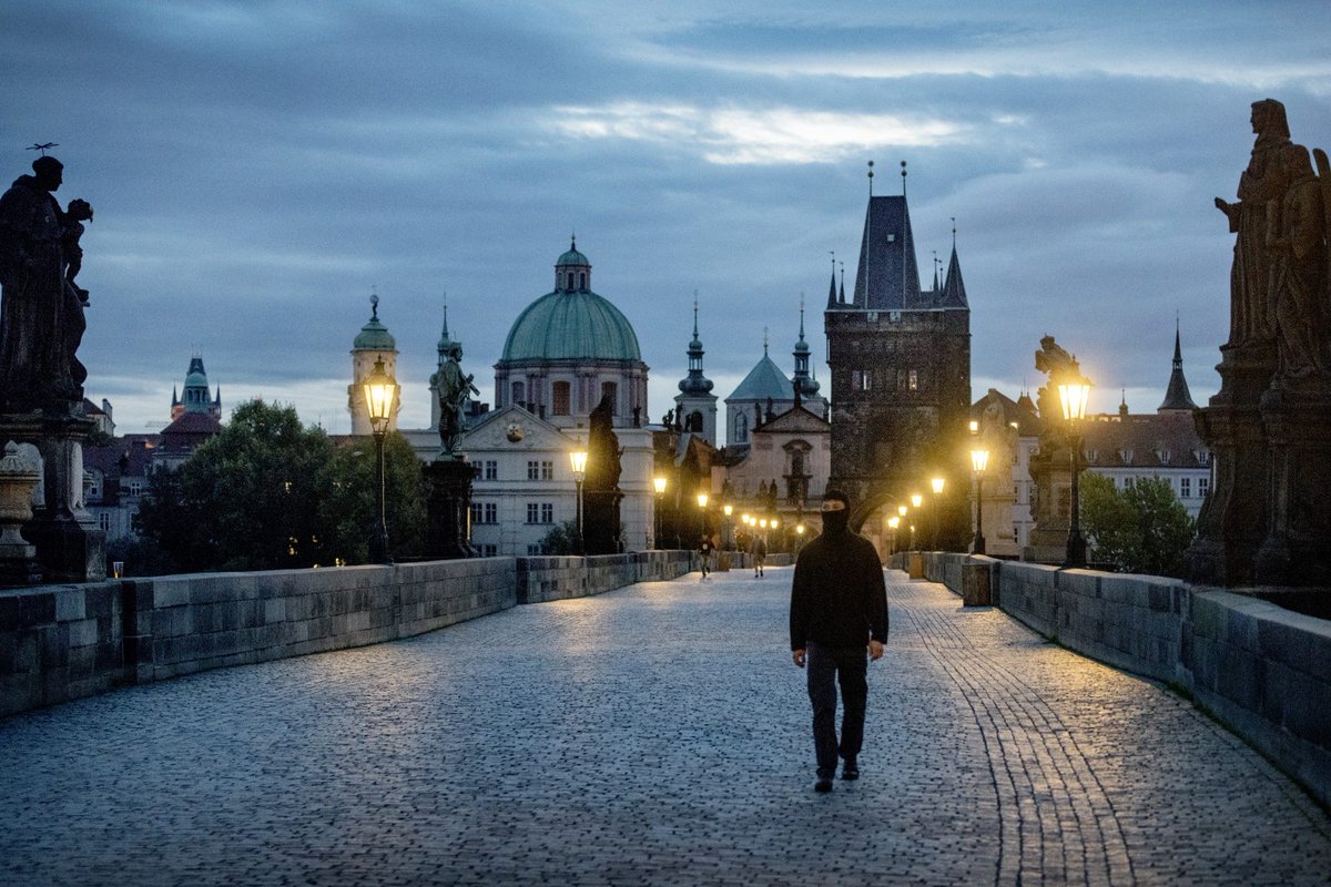  : Twitter/ Radio Prague International dqxikeidqxitkant