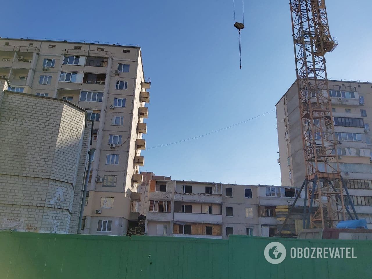 Коммунальщиков на месте не было.