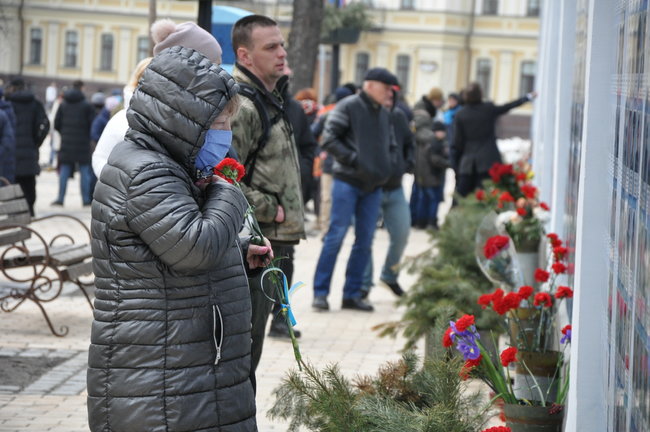Чествования по случаю Дня добровольца на Михайловской площади в Киеве 12