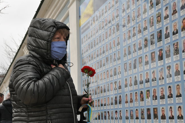 Чествования по случаю Дня добровольца на Михайловской площади в Киеве 13