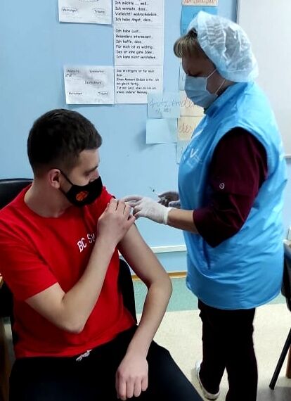 Баскетболисты во время вакцинации dqxikeidqxiqqeant