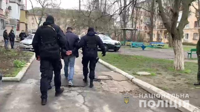 Затримання злочинців збройний напад dqxikeidqxiqqeant