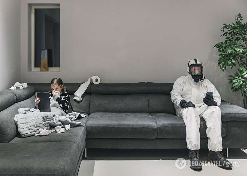 Если больны COVID-19, носите маску, когда находитесь рядом с другими людьми dqxikeidqxitkant