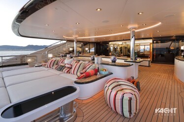  ACE. / yachtharbour.com