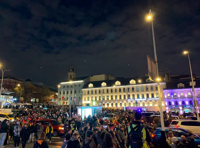 Путин - вор!: в России проходят акции в поддержку Навального 14 Путин - вор!: в России проходят акции в поддержку Навального 14