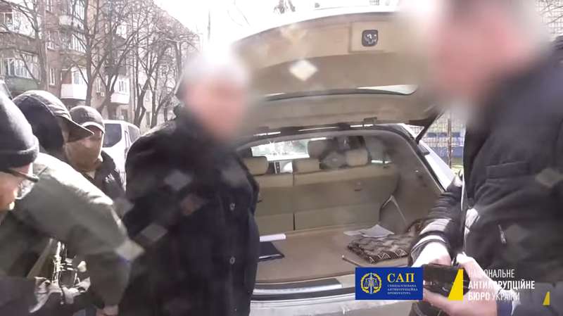 Кадры задержания