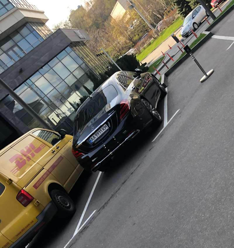 Возможно, это изображение (автомобиль и дорога) dqxikeidqxitkant