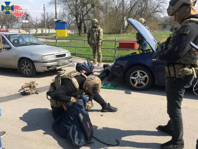 ,    ,   , -  02 dqxikeidqxiqqeant