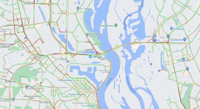 Проспекты Бандеры и Шухевича.