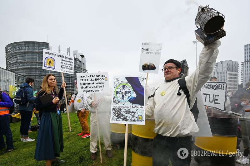 Фермеры вышли на протест в Страсбурге. dqxikeidqxitkant