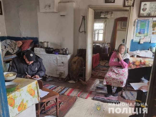 Псевдофельдшер вакцинировал двух пенсионеров снотворным, ограбил и пытался поджечь их дом, - полиция Сумщины 06 Псевдофельдшер вакцинировал двух пенсионеров снотворным, ограбил и пытался поджечь их дом, - полиция Сумщины 06