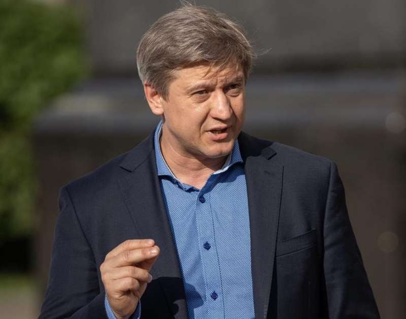 Олександр Данилюк: Зеленський демонструє, що йде боротьба з Коломойським, але я взагалі в це не вірю