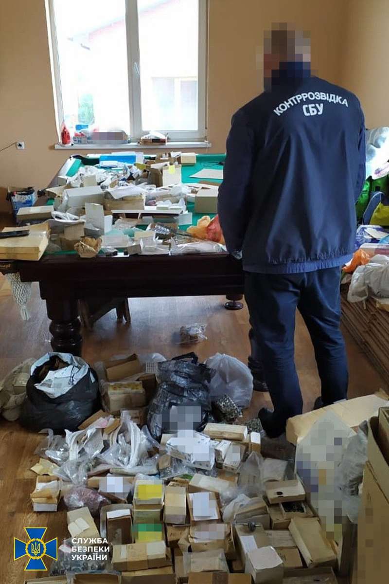 СБУ разоблачила сеть поставщиков военных товаров в РФ dqxikeidqxitkant