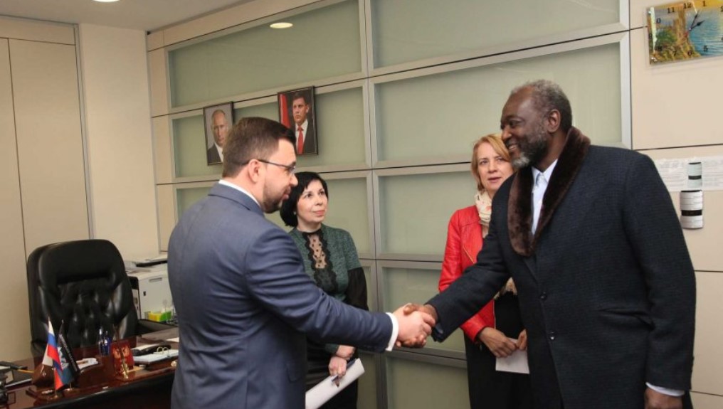 Террорист Денис Пушилин и Умар Марико на оккупированных Россией территориях Украины, 2018 год