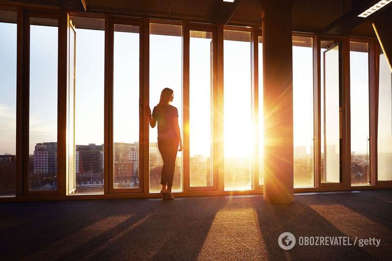 Летом солнцезащитный крем и стекло лишают возможности образования природного витамина D. dqxikeidqxiqqeant