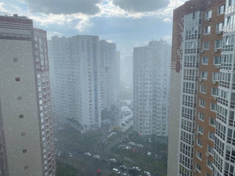 Осадки продолжались несколько минут. dqxikeidqxiqqeant