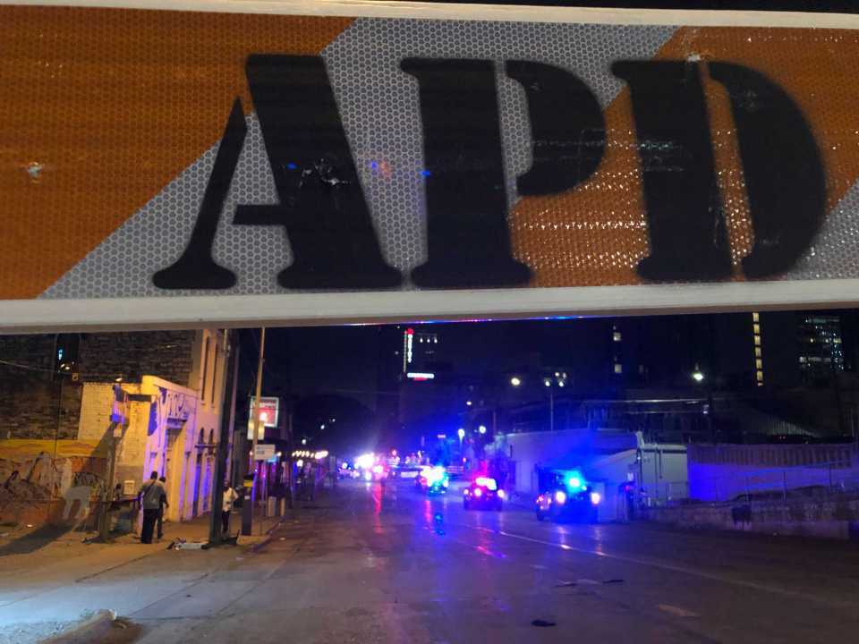 Пострадали 13 человек. dqxikeidqxiqqeant