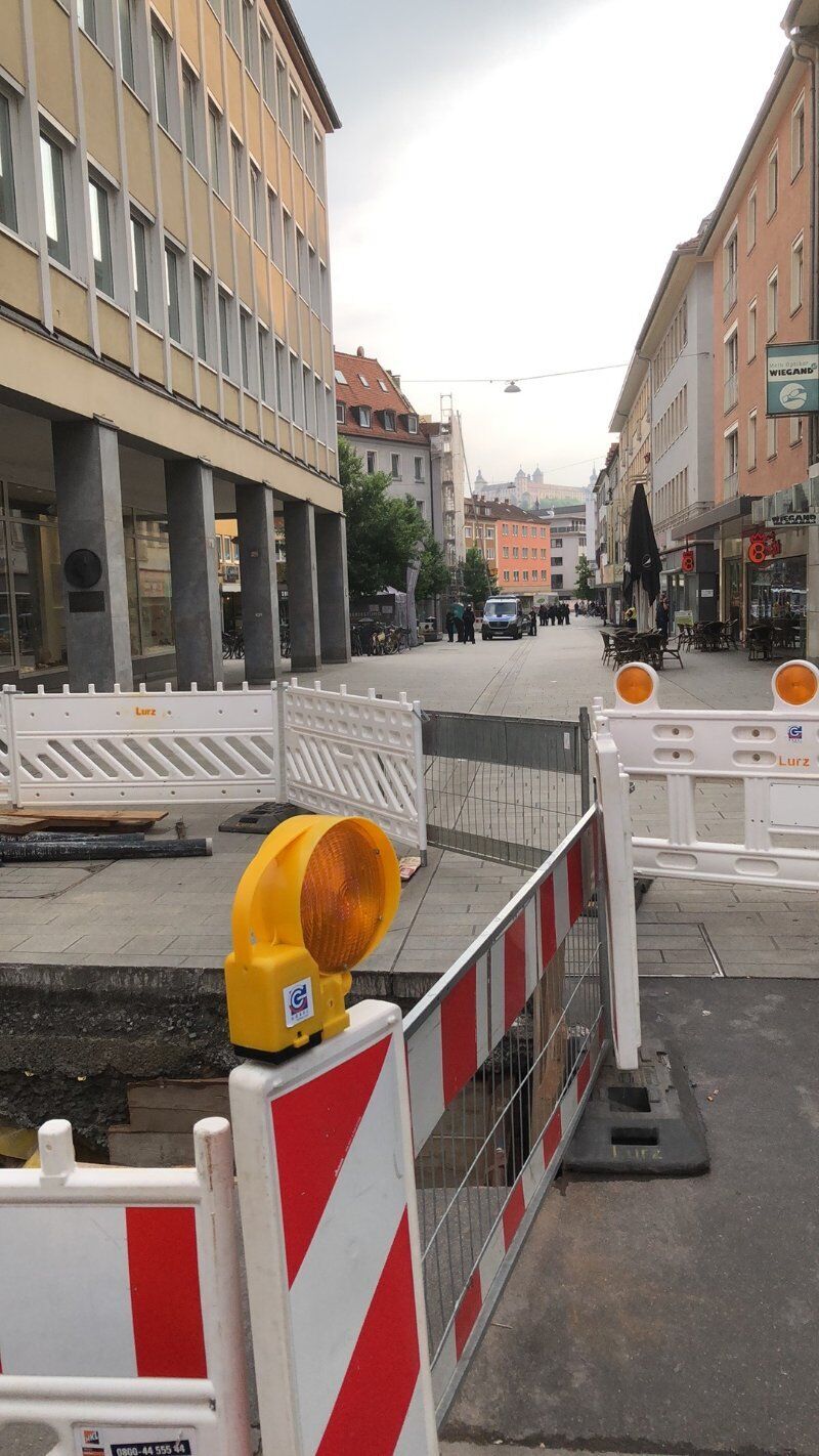 Район оцепили