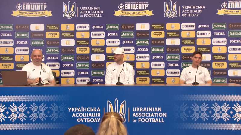 Андрей Ярмоленко на пресс-конференции. dqxikeidqxitkant