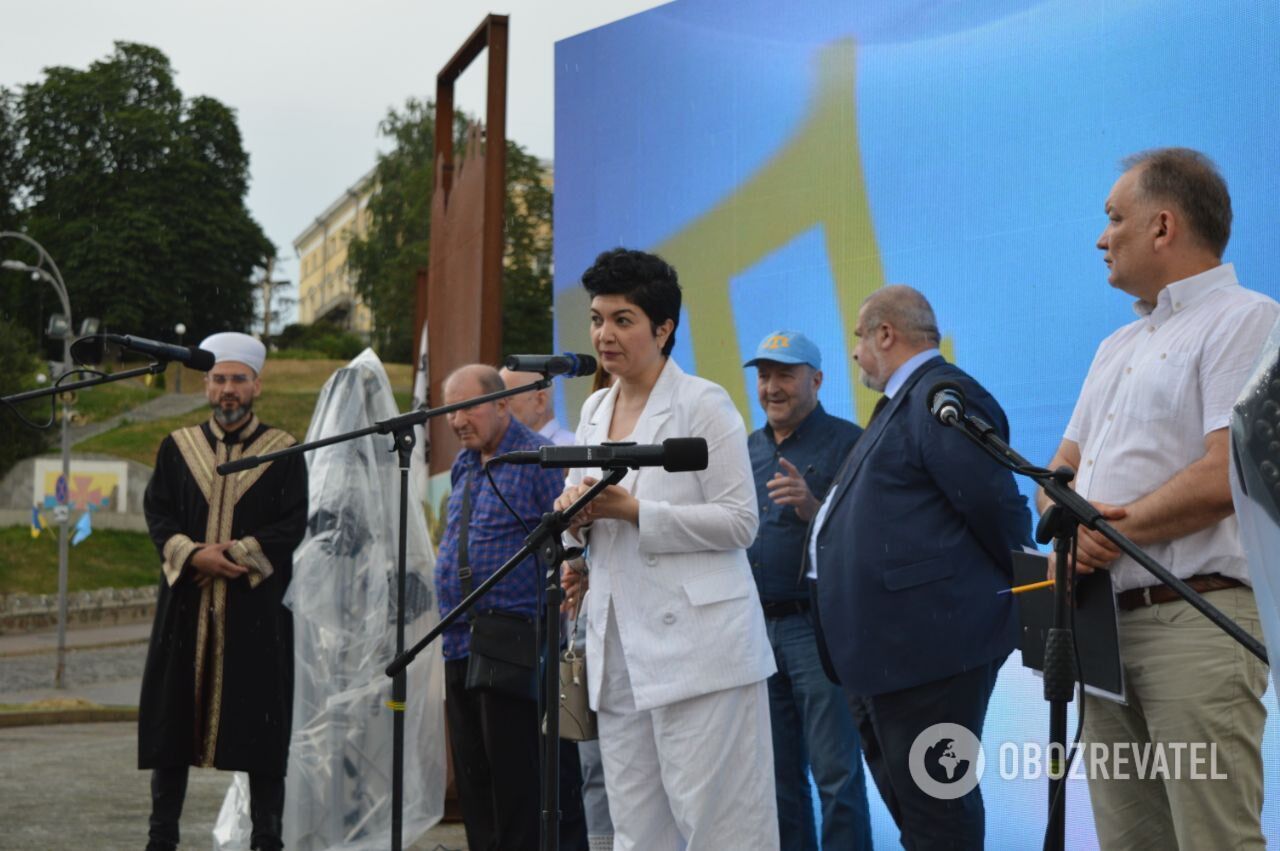 Празднование Дня крымскотатарского флага в Киеве