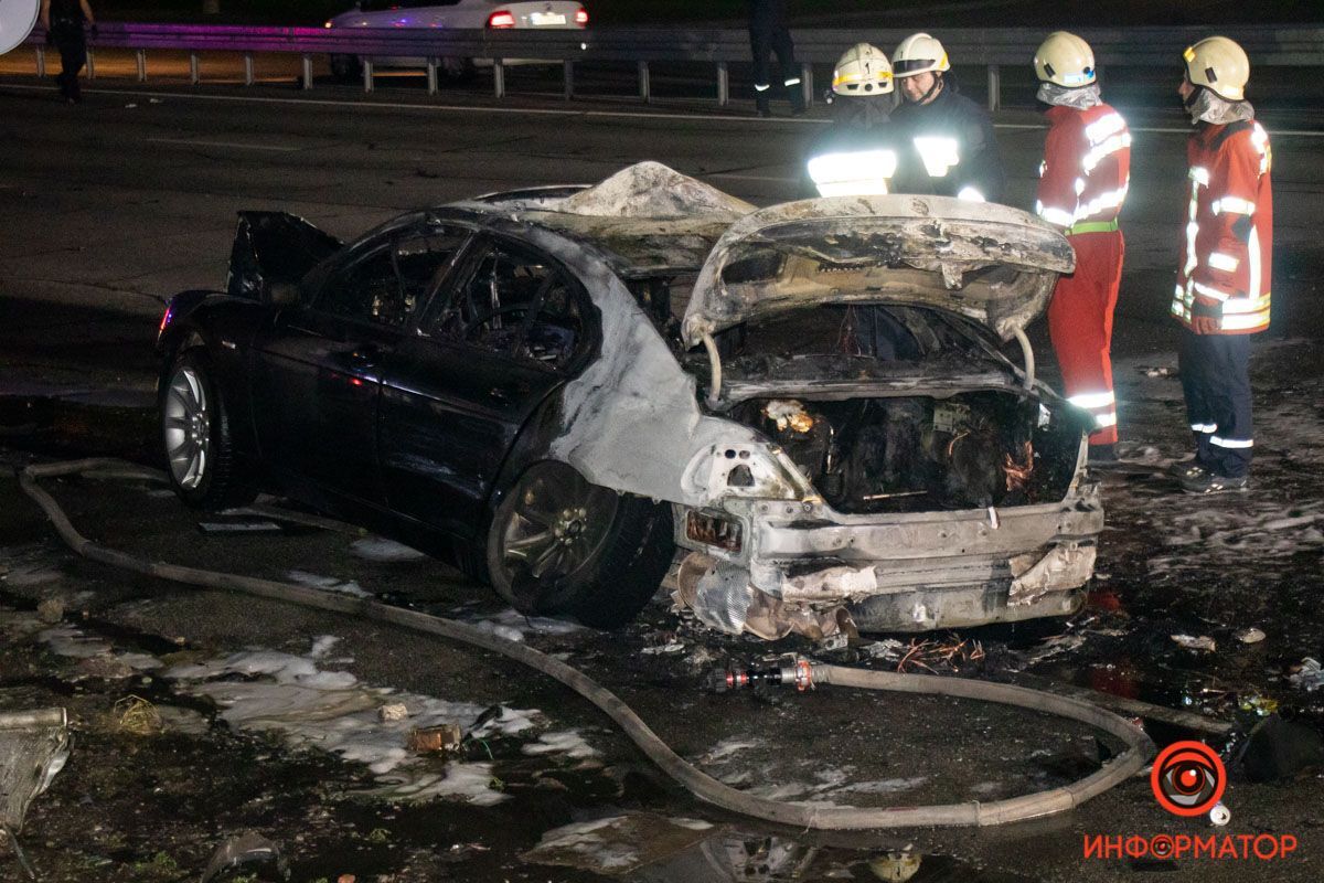 BMW   . dqxikeidqxiqxxant