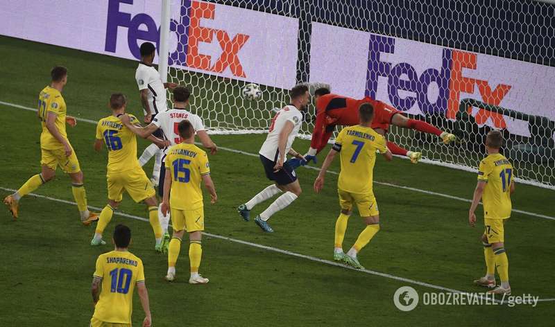 Англия 4 раза поразила ворота сборной Украины.